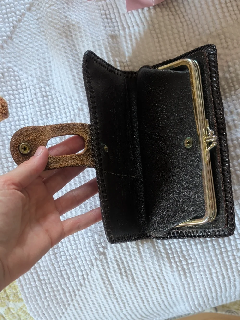 Vintage Tooled Floral Leather Wallet - Brown & Tan